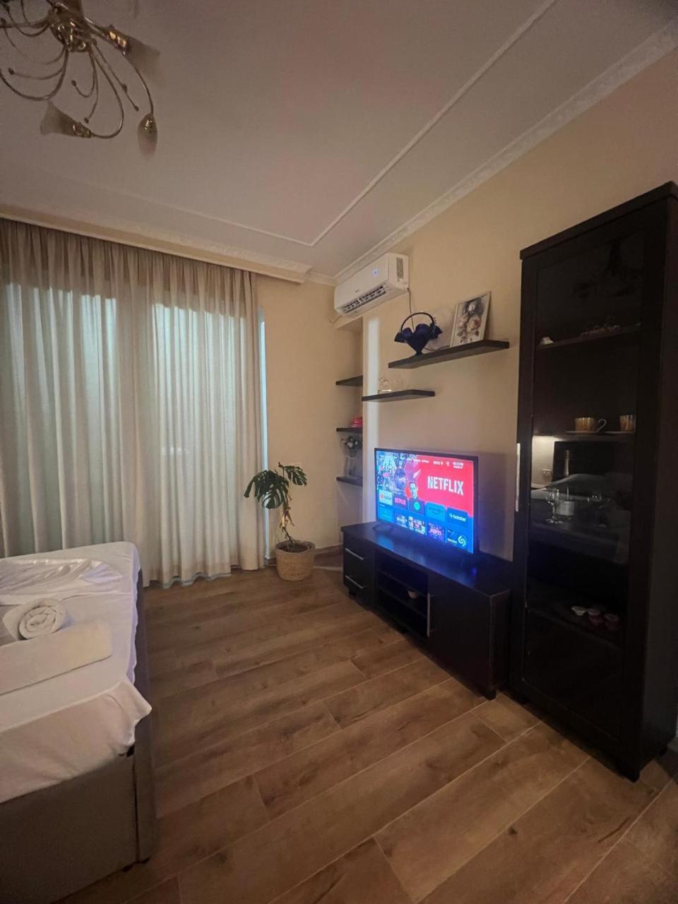 Skyline Studios Tiran Dış mekan fotoğraf