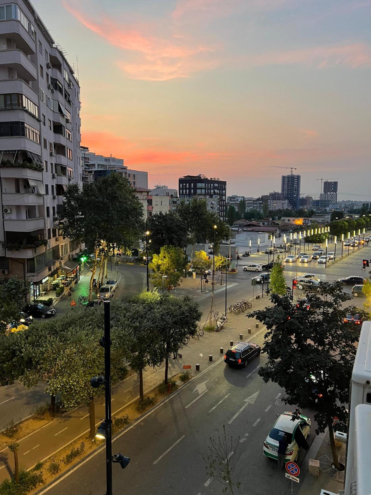Skyline Studios Tiran Dış mekan fotoğraf