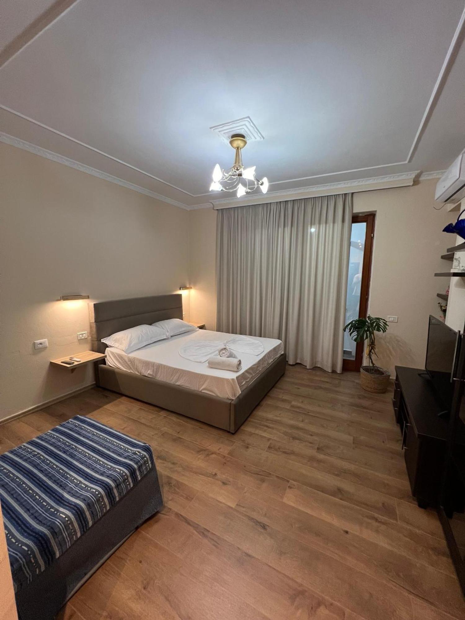 Skyline Studios Tiran Dış mekan fotoğraf